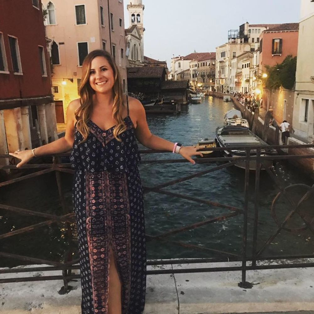 Meet your Posher, Mackenzie